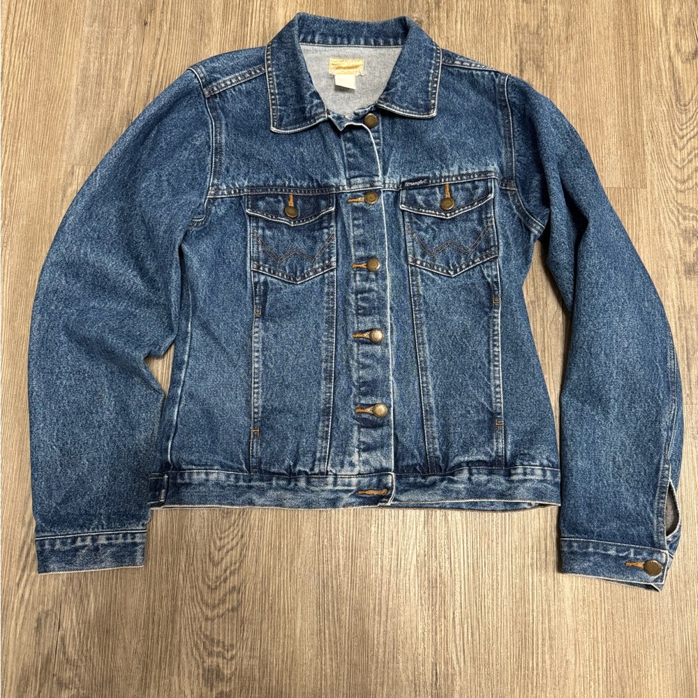 Vtg Wrangler Womens Denim Jacket S Blue Pleated Trucker Workwear USA Retro